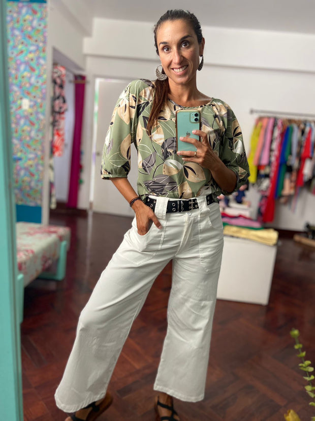 Blusa Piqué Verde Hojitas
