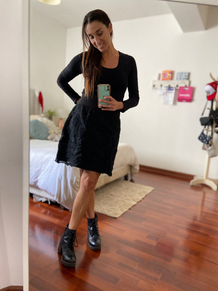 Falda Sublime Encaje Negro Stock