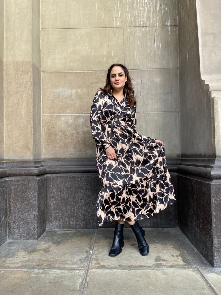 Vestido Maxi Romántico Nude y Negro