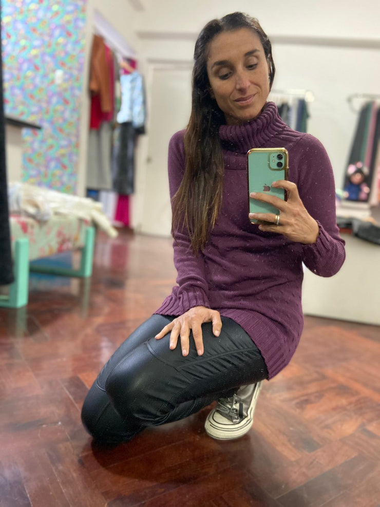 Chompa Tortuga Tejida Morada Stock