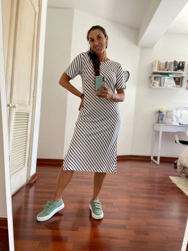 Vestido Midi T.Shirt Blanco Lineal