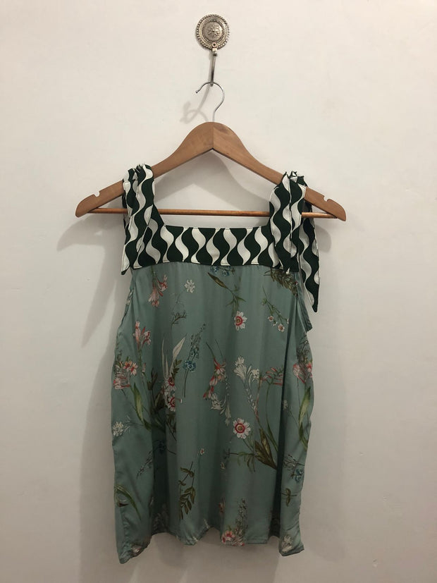 Blusa Dos Lazos Laguna