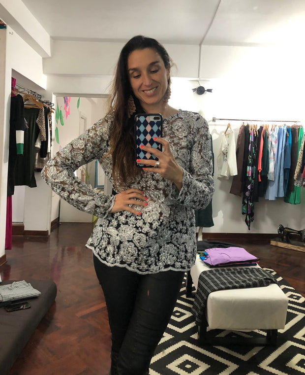Blusa encaje plata