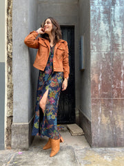 Casaca Corta Corduroy Lacre Stock
