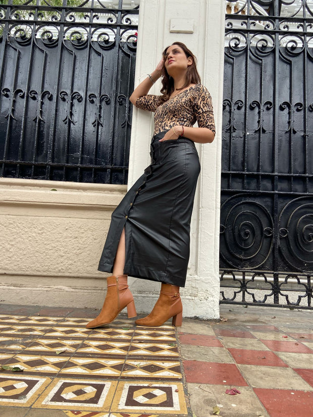 Falda Cuero Negro