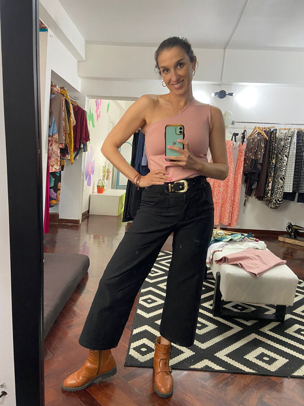 TOP UN HOMBRO PALO ROSA