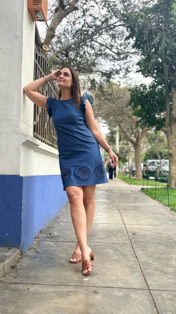 Vestido CC bordado