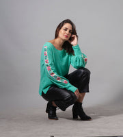 Sweater Bombastic Verde Bordado Stock