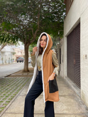 Chaleco Capucha Camel Stock